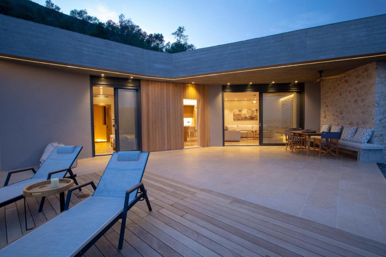 Blooms Of Sivota Bay - Luxury Villas With Private Heated Pool Exterior photo